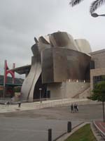 Guggenheim_museum_bilbao_02