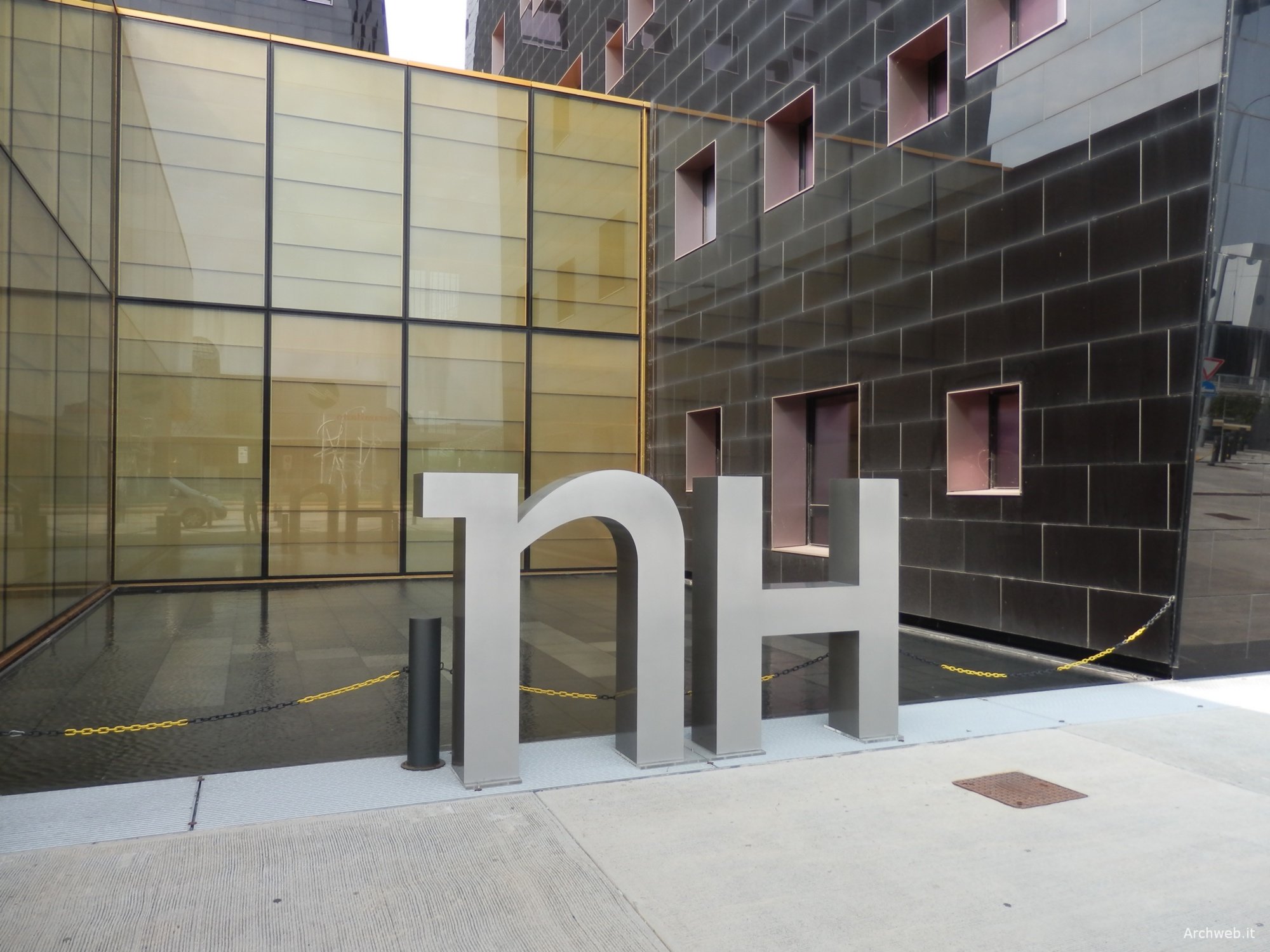 _nhhotel11.jpg