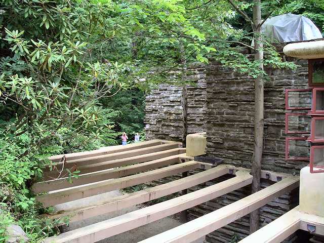 fallingwater_22
